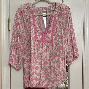 Crown & Ivy Pink and White Relaxed Tunic Blouse